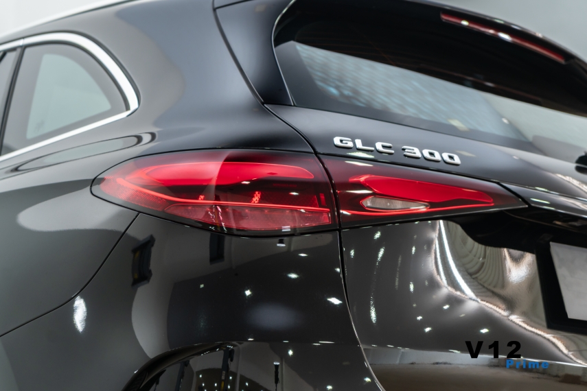 mercedes-benz glc 300 2.0 mhev amg line 4matic 9g-tronic hibrido 4p automatico 202531