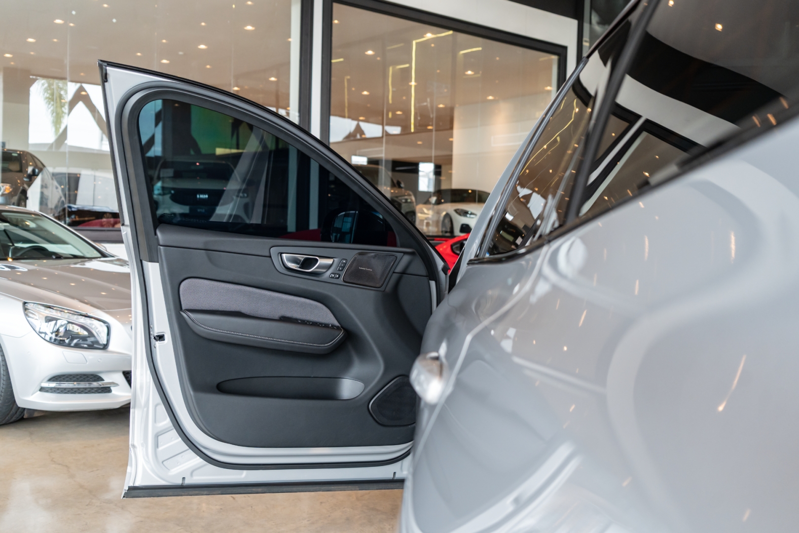 volvo xc60 2.0 t8 recharge polestar engineered awd geartronic hibrido 4p automatico 202415