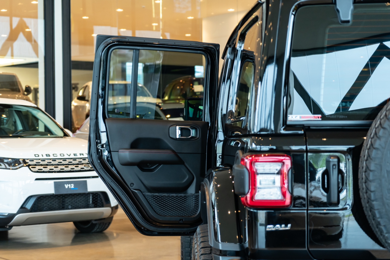 jeep wrangler 2.0 turbo gasolina rubicon 4p 4x4 at8 automatico 202310