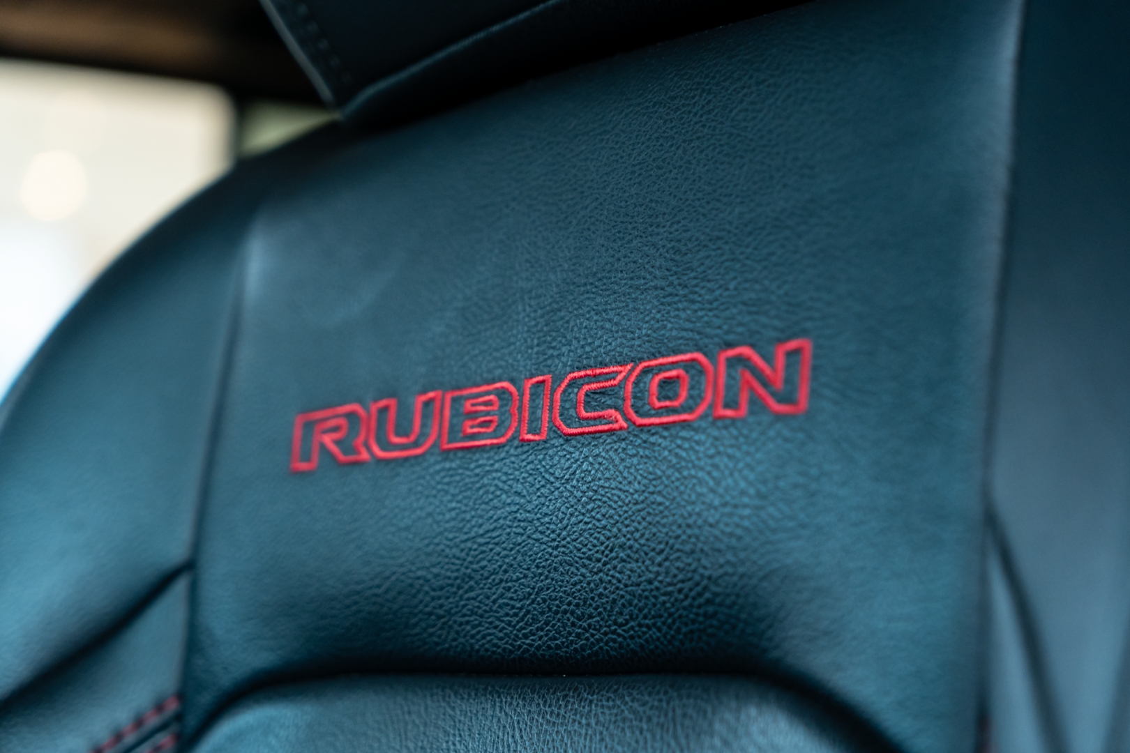 jeep wrangler 2.0 turbo gasolina rubicon 4p 4x4 at8 automatico 202319