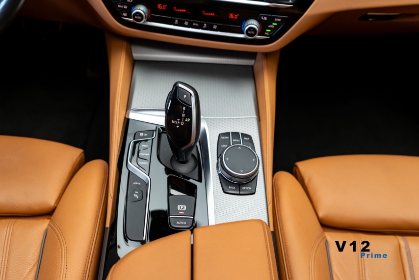 bmw 530e 2.0 16v twinpower hibrido m sport automatico 4p 202012