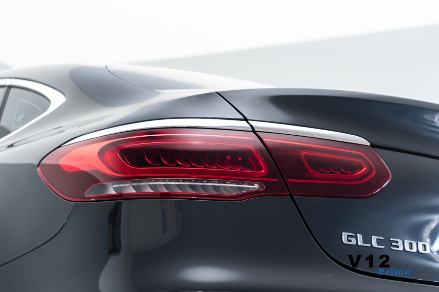 mercedes-benz glc 300 2.0 cgi gasolina coupe amg line 4matic 9g-tronic 4p automatico 202321