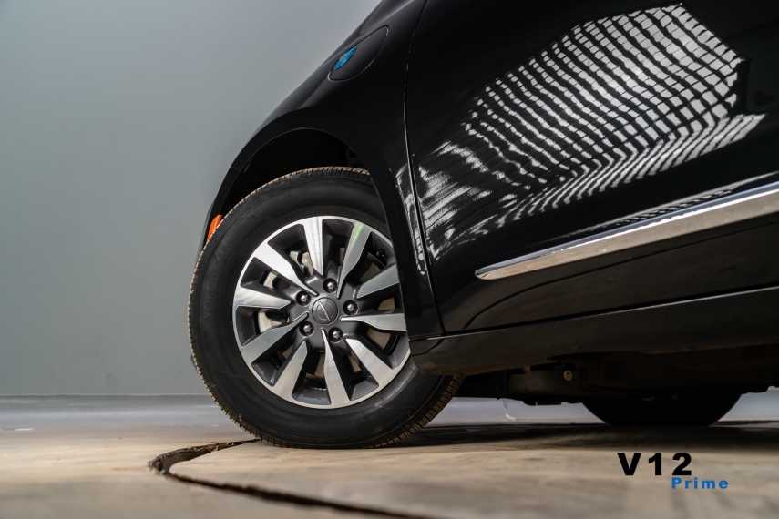 chrysler pacifica 3.6 v6 e-hybrid pinnacle awd si-evt hibrido 4p automatico 202330