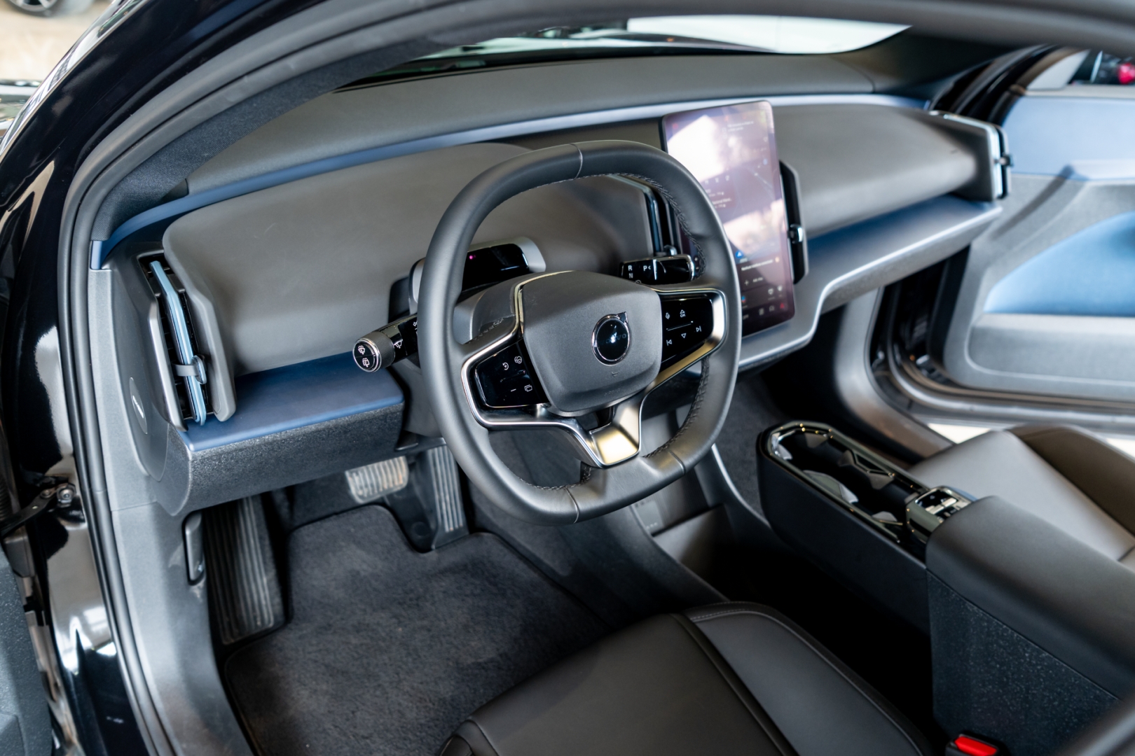 volvo ex30 69 kw eletrico core 4p automatico 20246