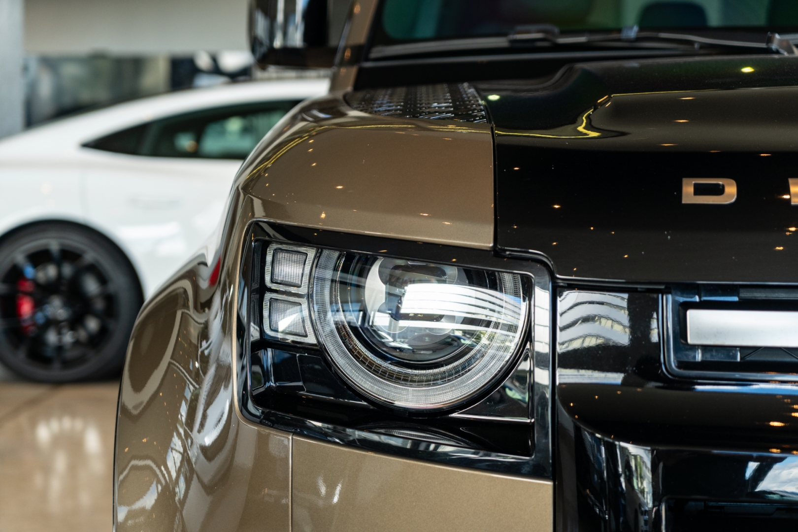 land rover defender 3.0 d300 turbo diesel mhev 110 x awd automatico hibrido 4p 202422