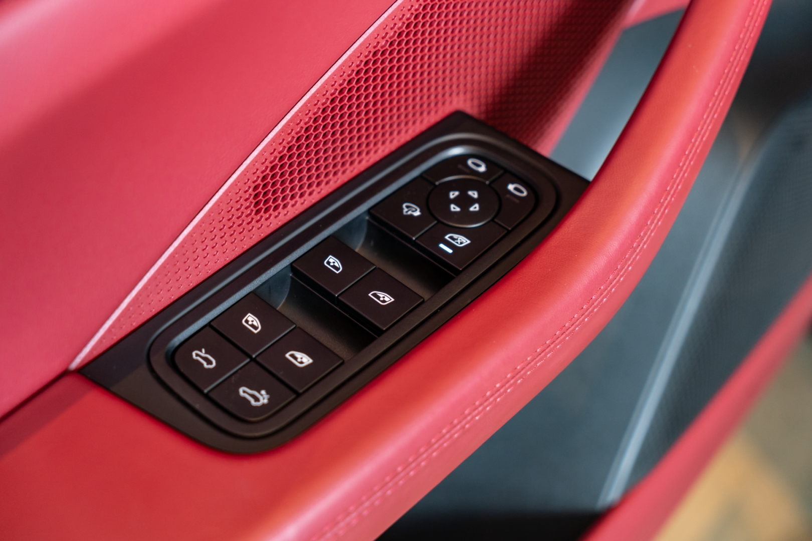 porsche macan 4 eletrico 4p automatico 202514