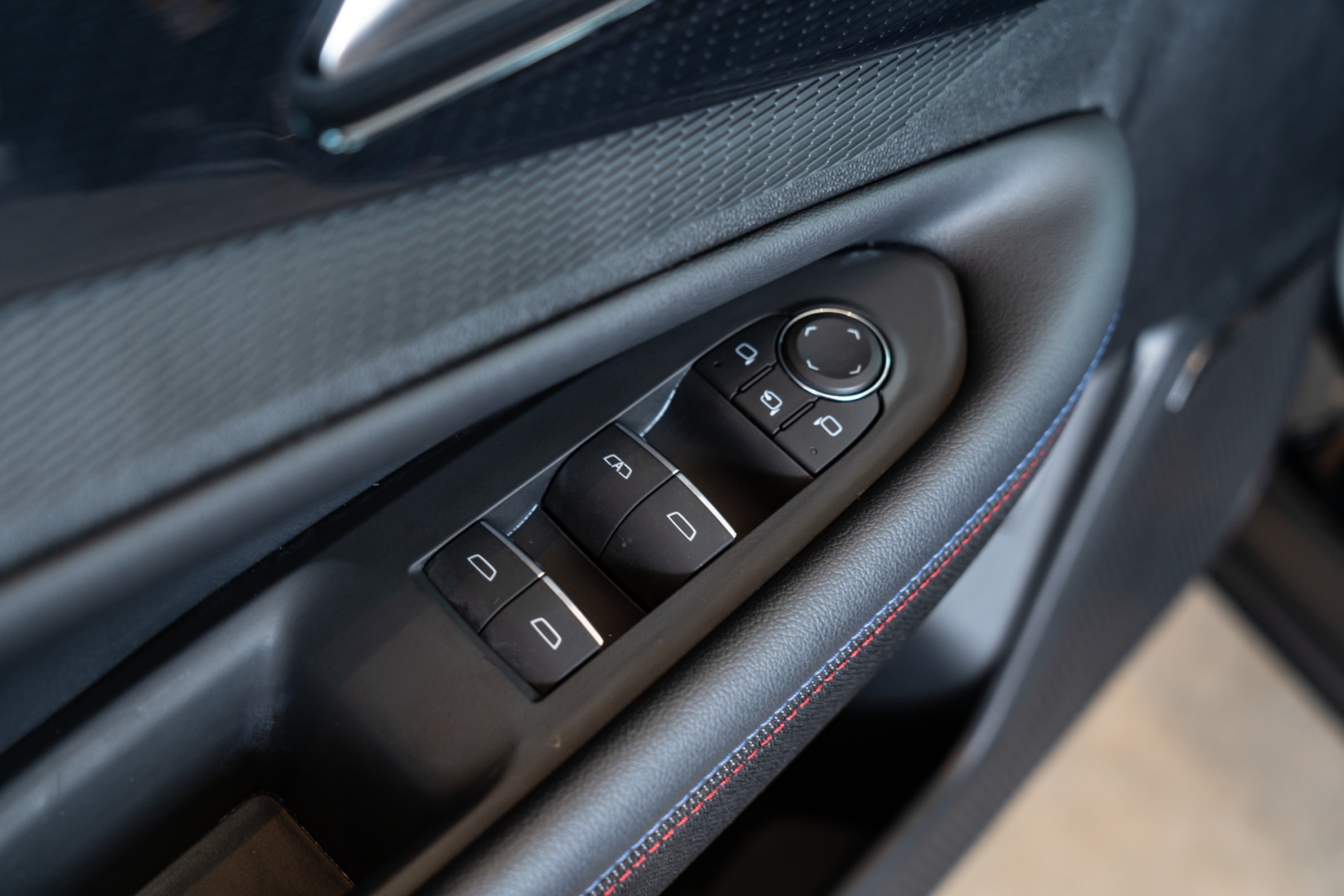 chevrolet blazer ev 102 kw eletrico rs 4p automatico 202415