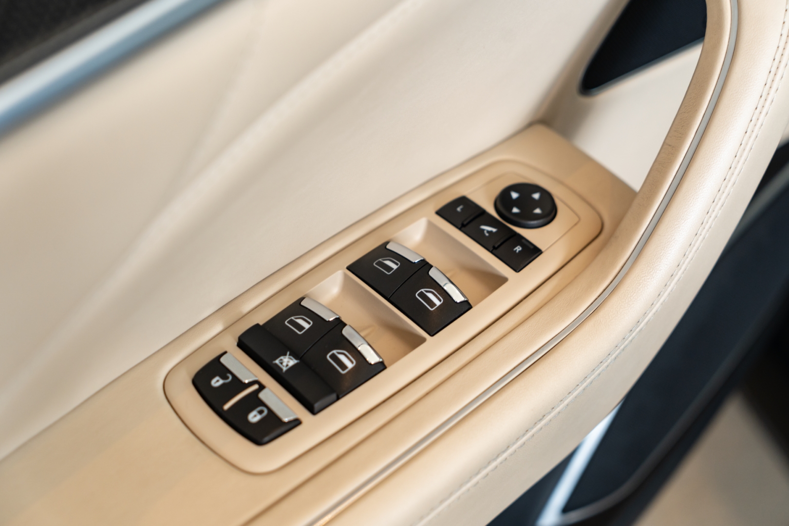 maserati levante 3.0 v6 turbo gasolina s q4 automatico 4p 201911