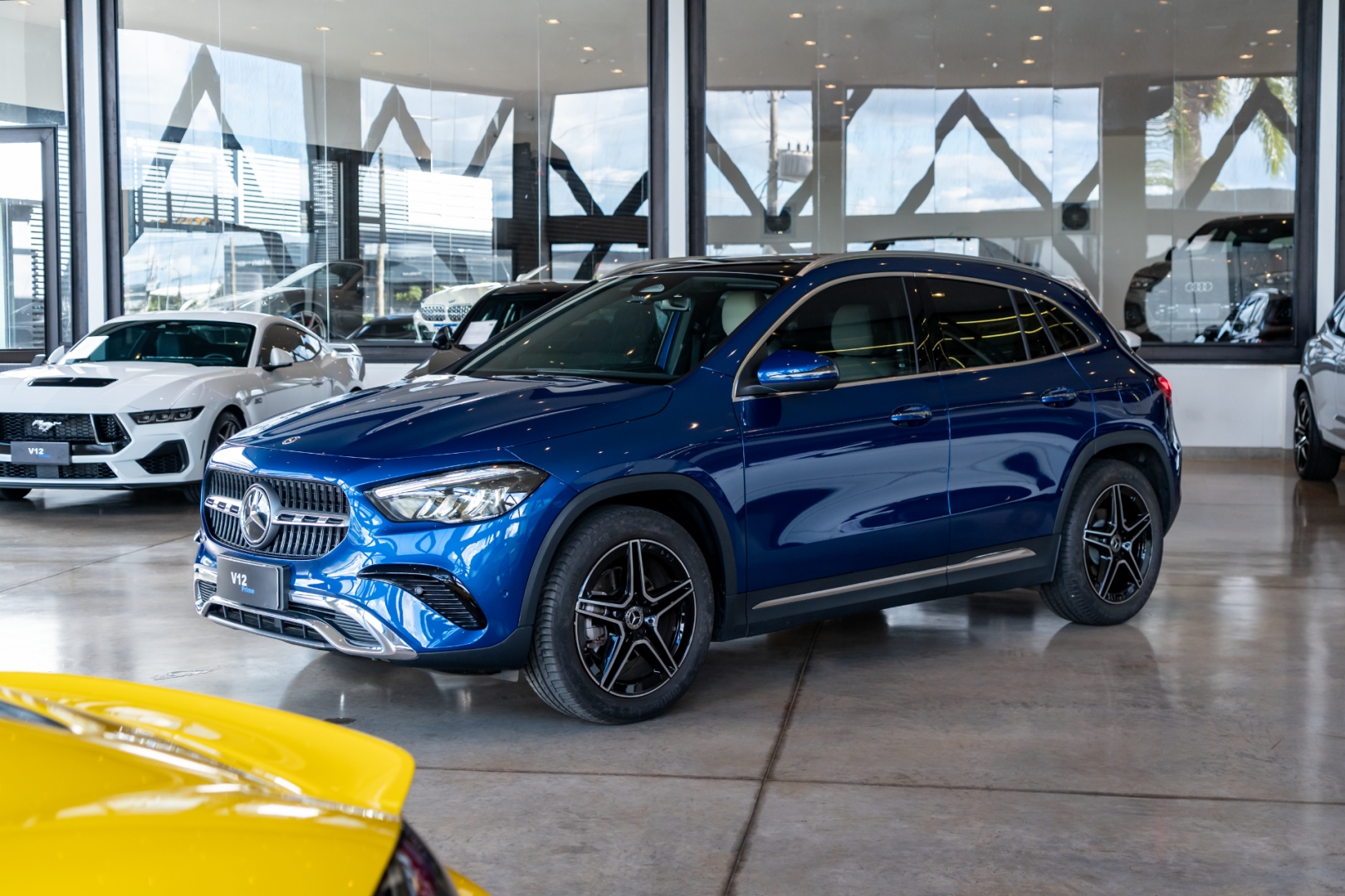 mercedes-benz gla 200 1.3 mhev progressive 7g-dct hibrido 4p automatico 2025