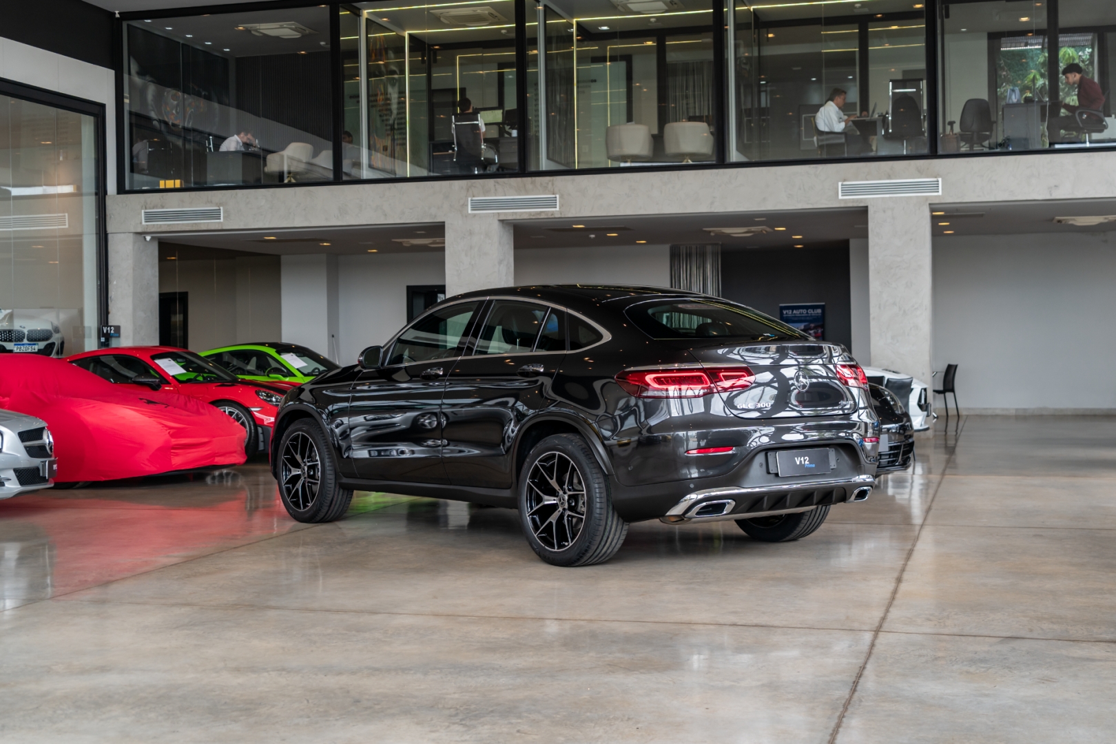 mercedes-benz glc 300 2.0 cgi gasolina coupe amg line 4matic 9g-tronic 4p automatico 20231