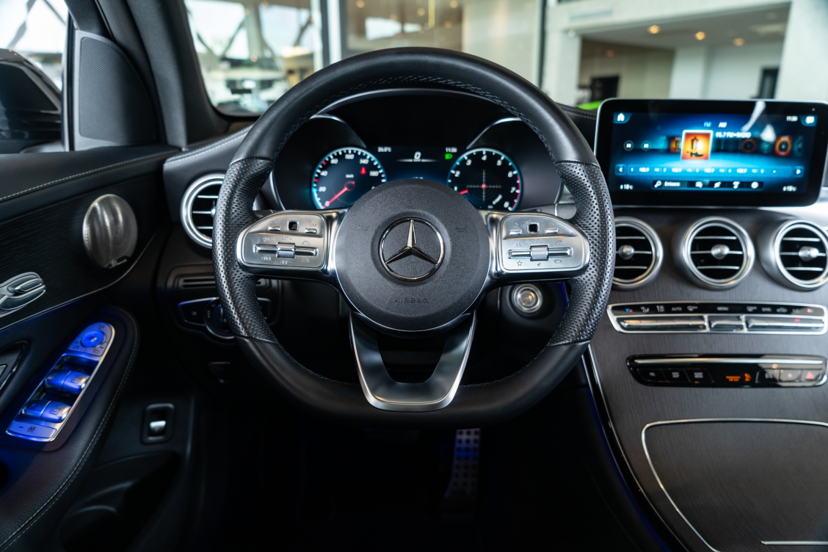 mercedes-benz glc 300 2.0 cgi gasolina coupe amg line 4matic 9g-tronic 4p automatico 202310