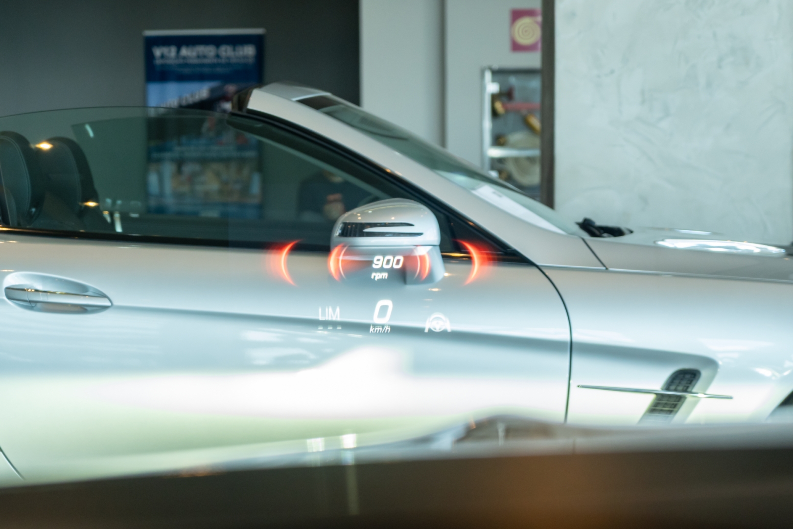 mercedes-benz c 300 2.0 eq boost hibrido amg line 9g-tronic 4p automatico 202313