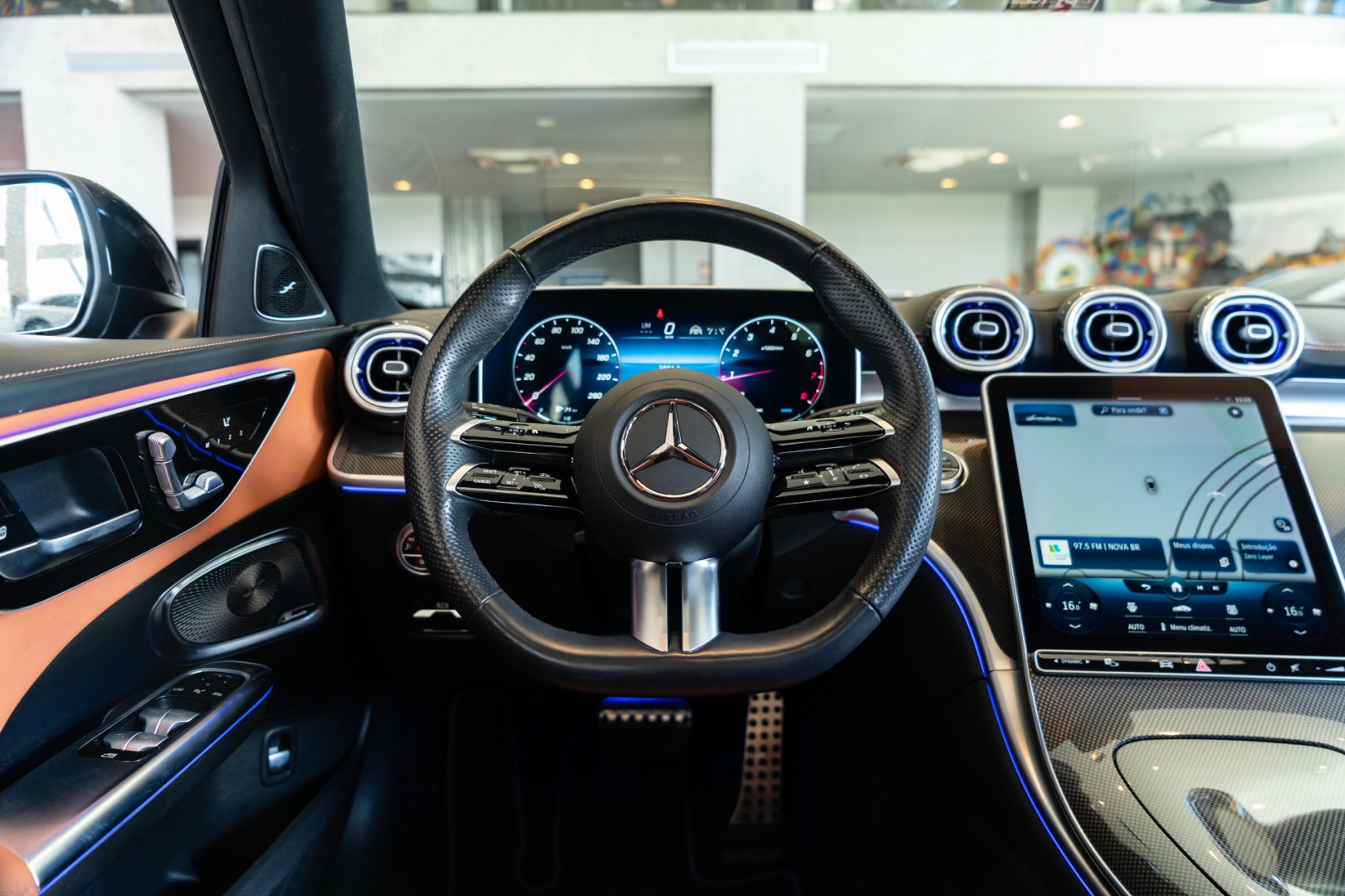 mercedes-benz c 300 2.0 eq boost hibrido amg line 9g-tronic 4p automatico 20238