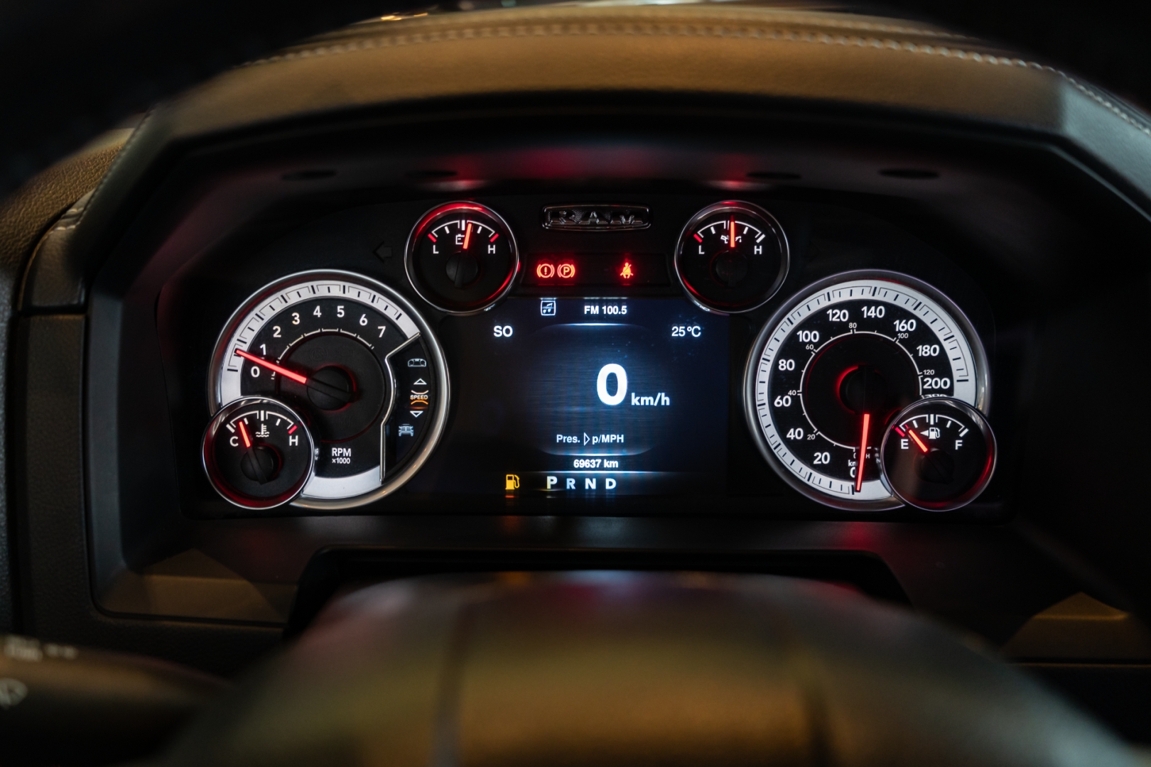 ram classic 5.7 v8 gasolina laramie cd 4x4 automatico 4p 202210