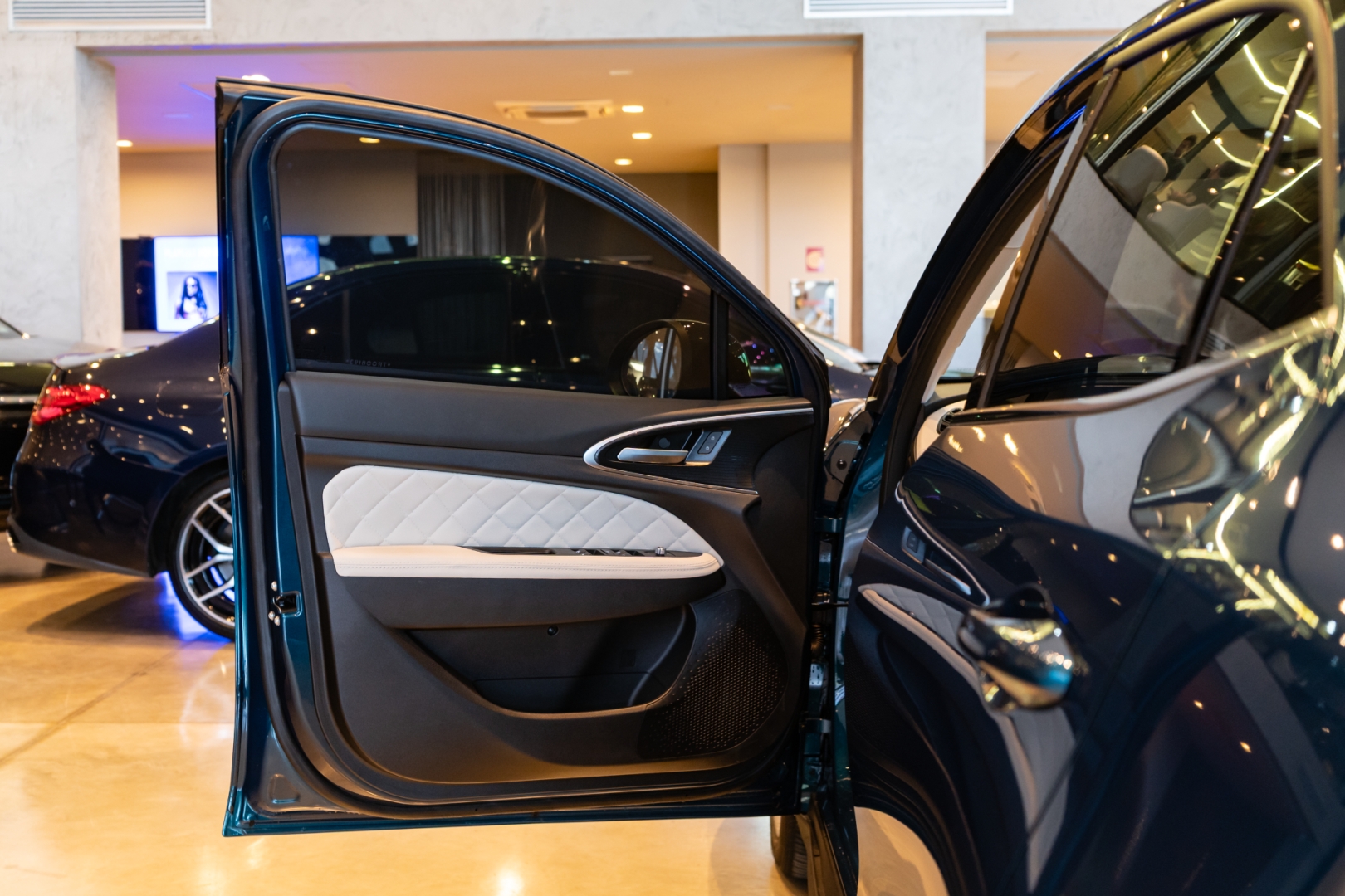 gwm ora 03 48 kw eletrico skin bev48 4p automatico 202613