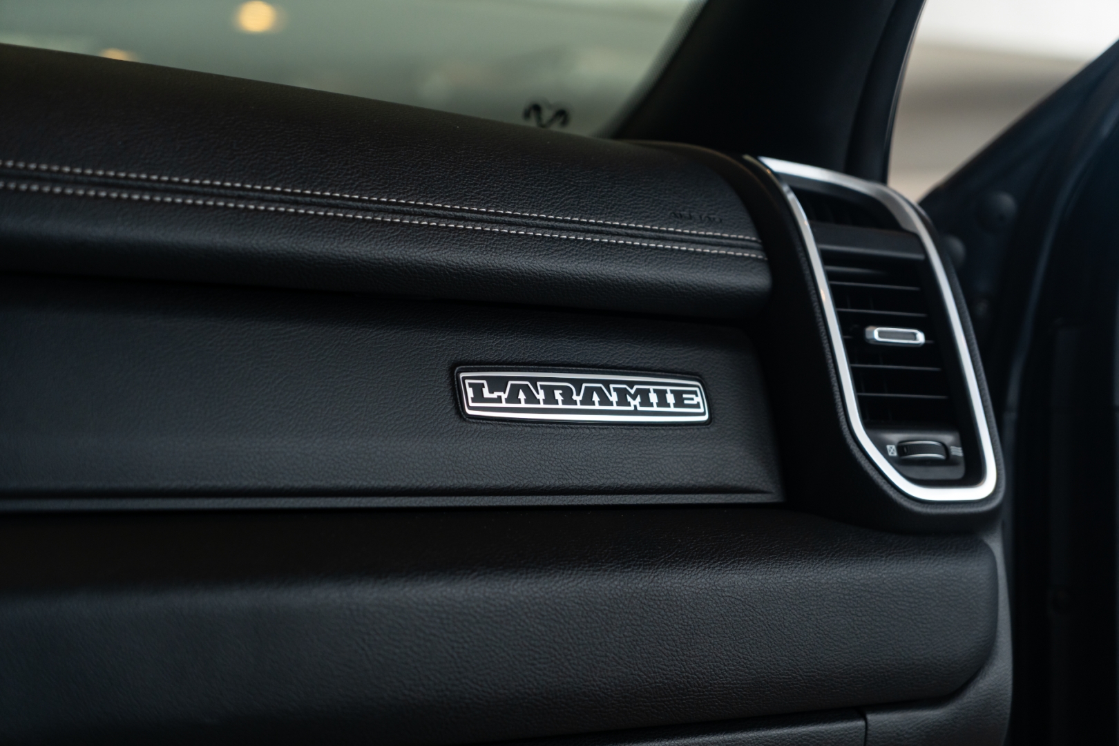 ram 2500 6.7 i6 turbo diesel night edition cd 4x4 automatico 4p 202117