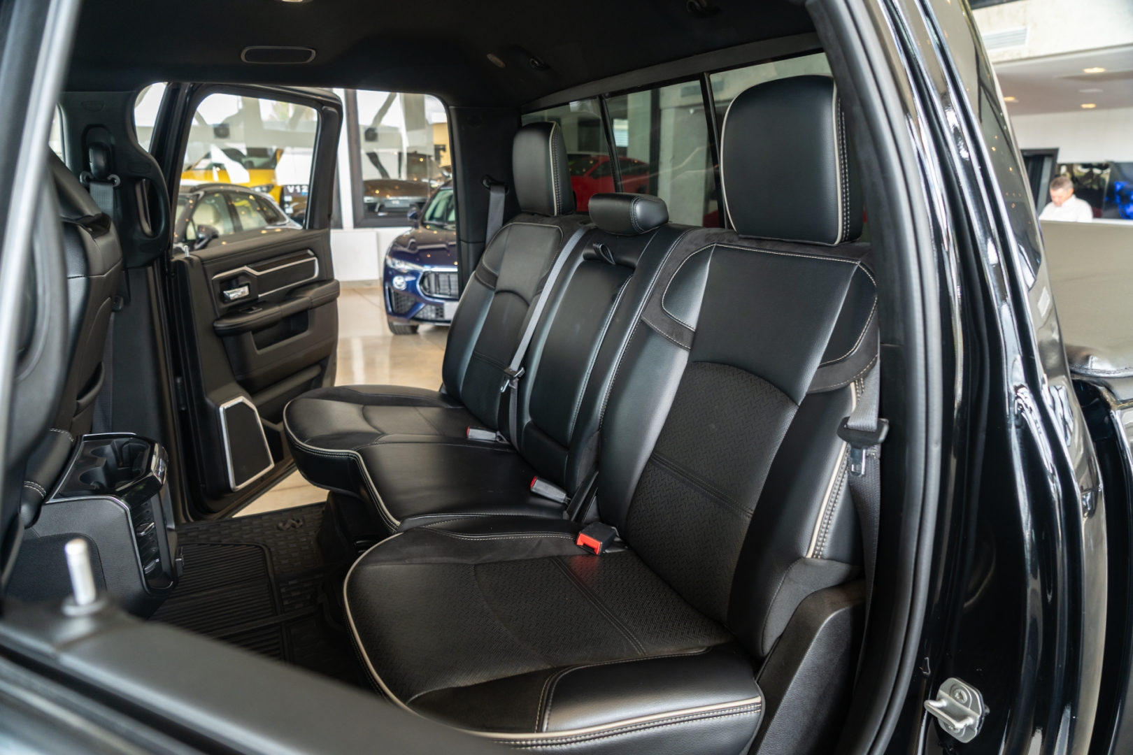 ram 2500 6.7 i6 turbo diesel night edition cd 4x4 automatico 4p 20217