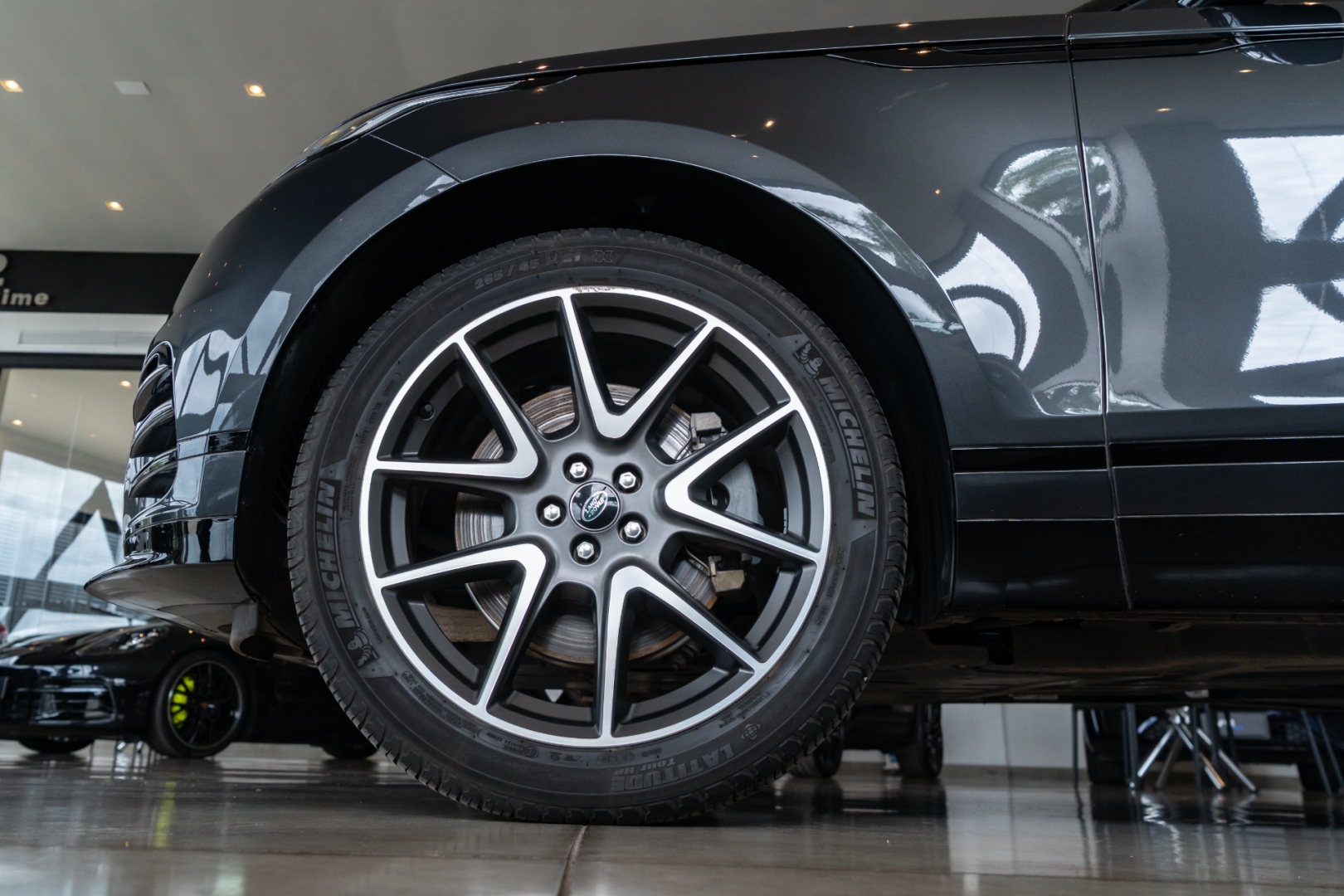 land rover range velar 2.0 p400e phev r-dynamic s automatico hibrido 4p 202321