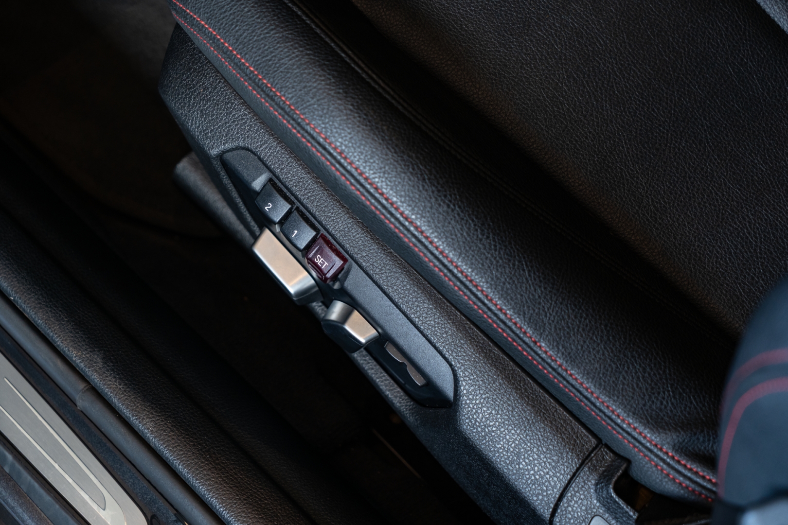 bmw 320i 2.0 sport 16v turbo active flex 4p automatico 201818