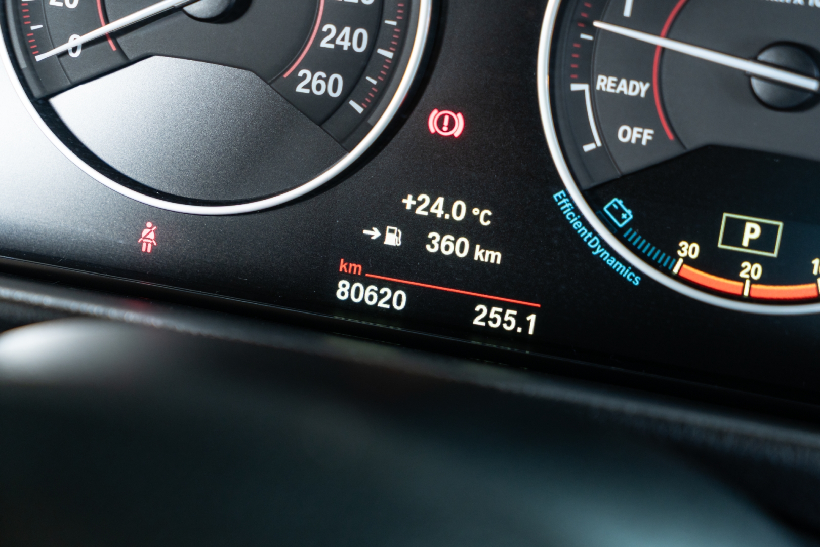 bmw 320i 2.0 sport 16v turbo active flex 4p automatico 201813