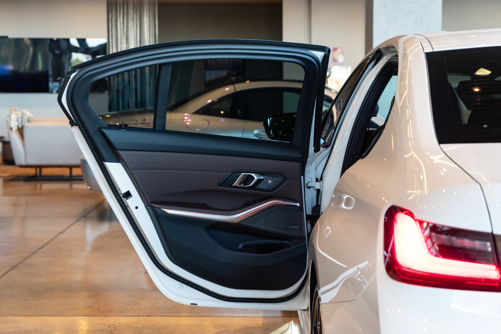 bmw 320i 2.0 16v turbo flex m sport automatico 4p 202415