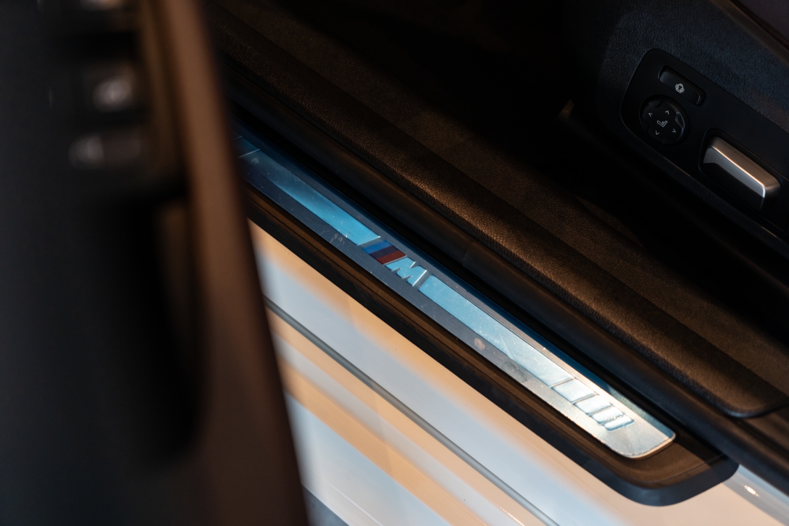 bmw 320i 2.0 16v turbo flex m sport automatico 4p 202417