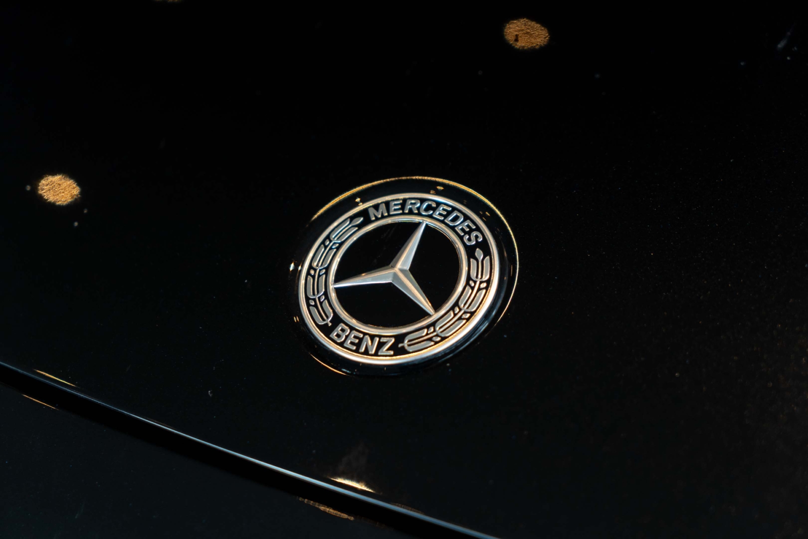 mercedes-benz glb 220 2.0 mhev amg line 4matic 8g-dct hibrido 4p automatico 202519
