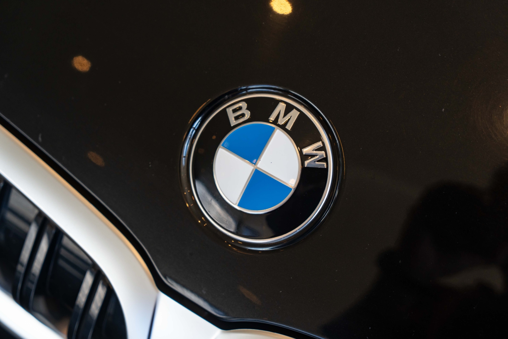 bmw 320i 2.0 16v turbo flex sport gp automatico 4p 202419