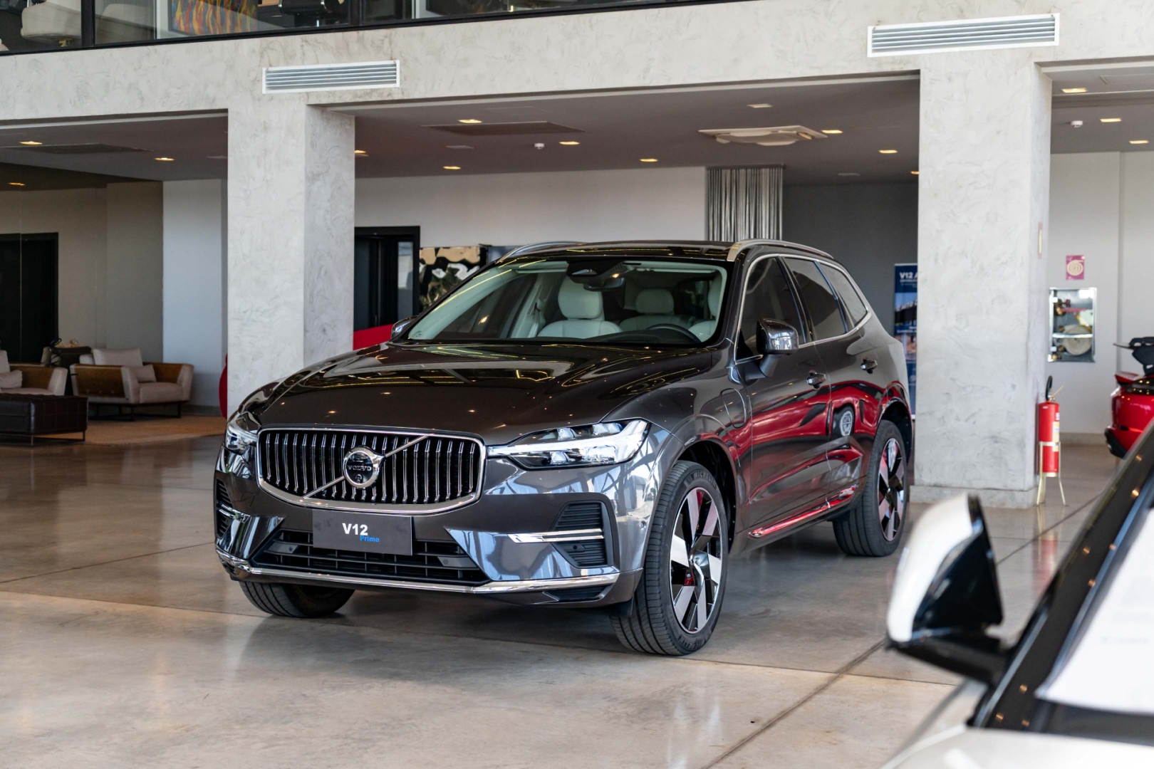 volvo xc60 2.0 t8 recharge ultimate awd geartronic hibrido 4p automatico 2024
