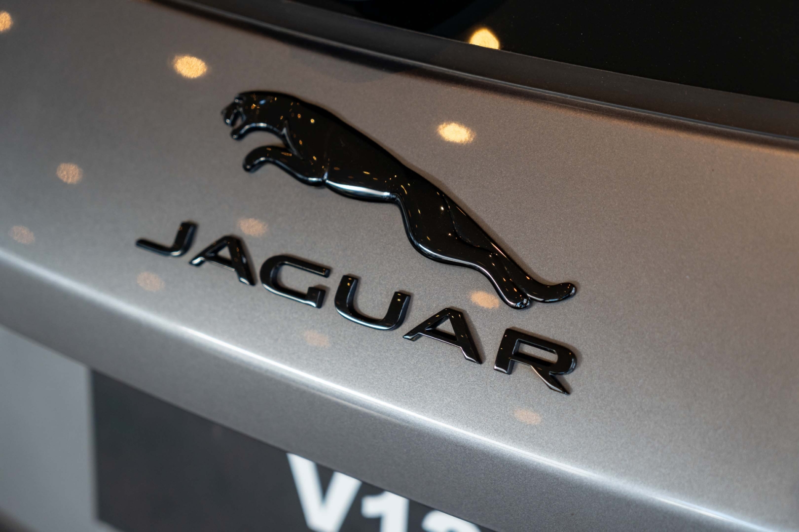 jaguar f-pace 2.0 p400e phev r-dynamic se awd automatico hibrido 4p 202421