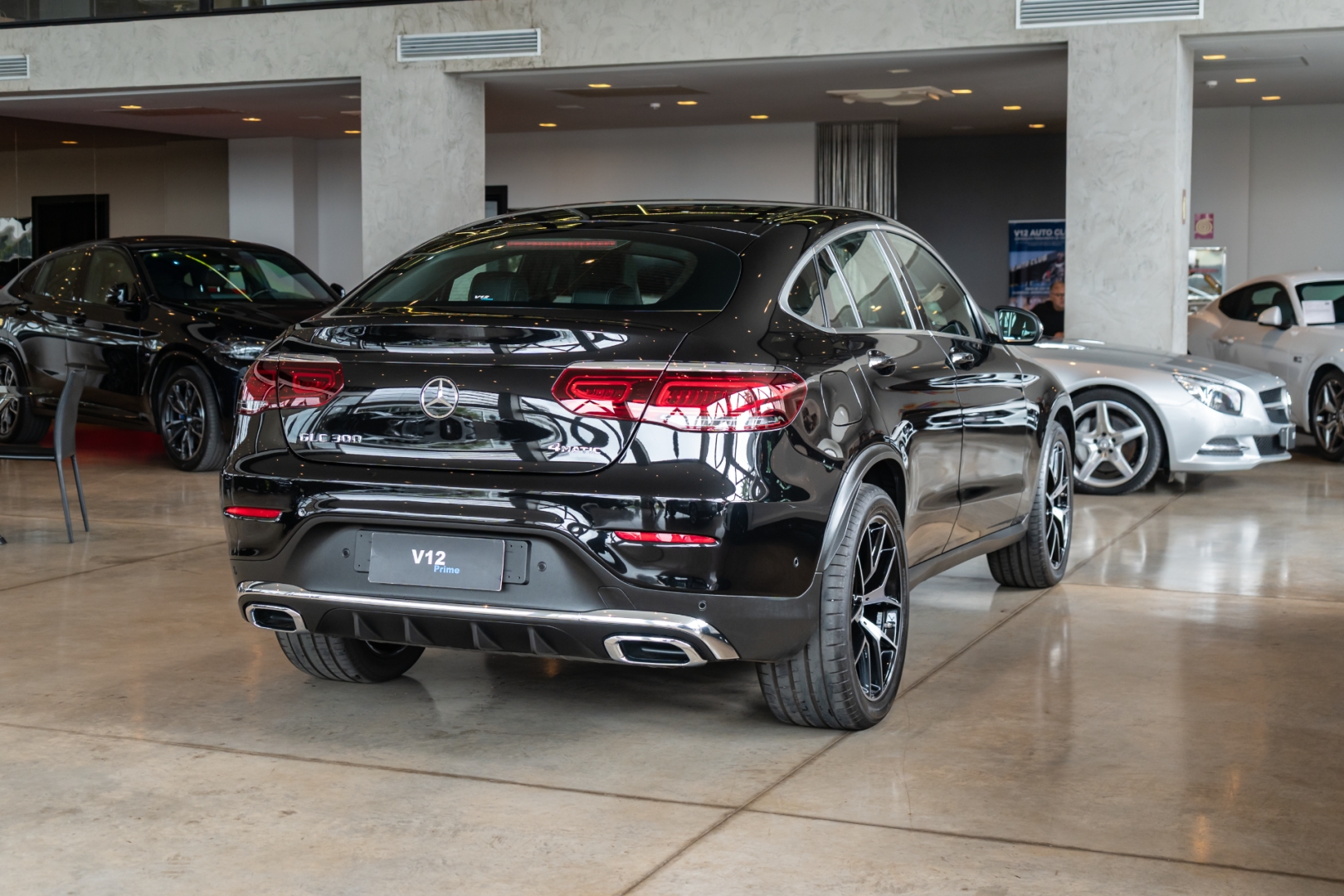 mercedes-benz glc 300 2.0 cgi gasolina coupe amg line 4matic 9g-tronic 4p automatico 20231