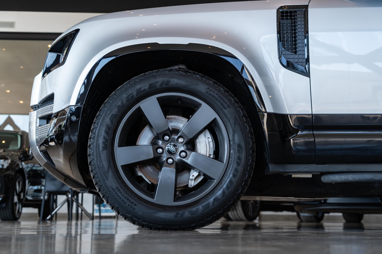 land rover defender 3.0 d300 turbo diesel mhev 110 x-dynamic s awd automatico hibrido 4p 202326