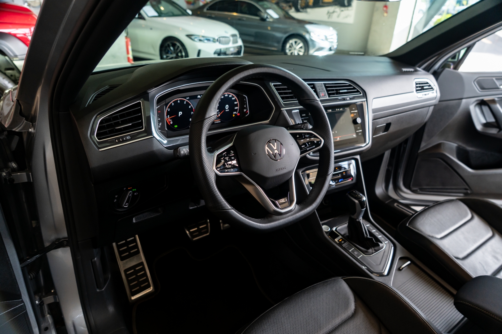 volkswagen tiguan 2.0 300 tsi gasolina allspace r-line automatico 4p 20245