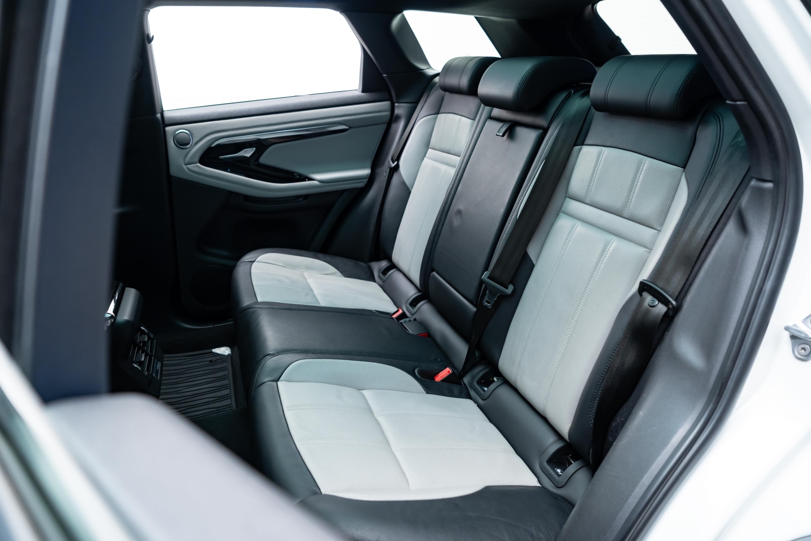 land rover range evoque 2.0 p250 flex r-dynamic se awd automatico 4p 202010