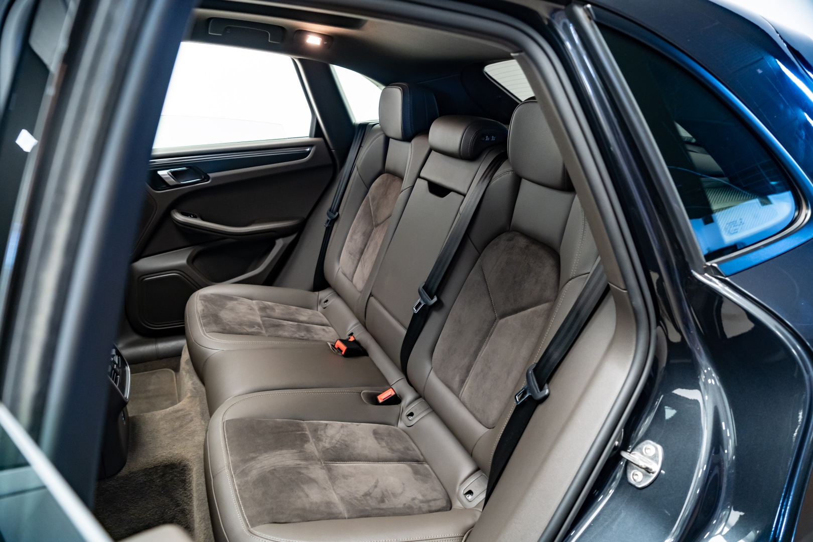 porsche macan 2.0 16v gasolina 4p automatico 202010