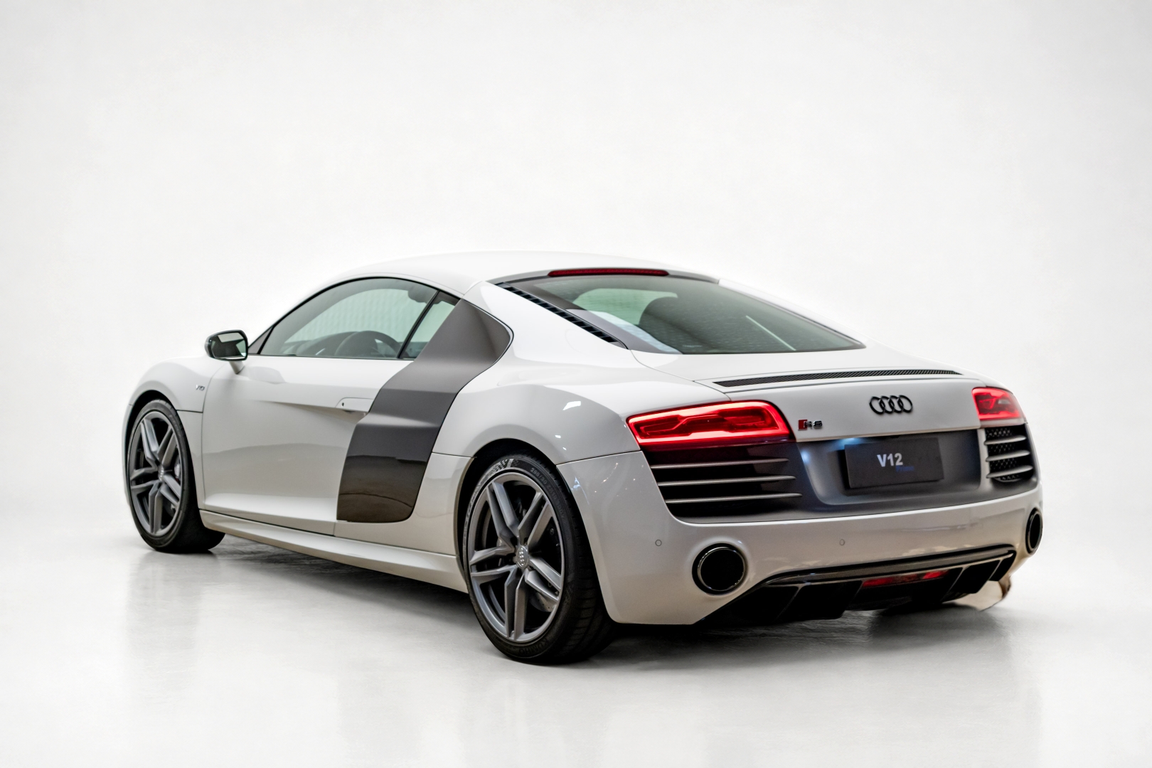audi r8 5.2 fsi quattro v10 40v gasolina 2p s tronic automatico 20146
