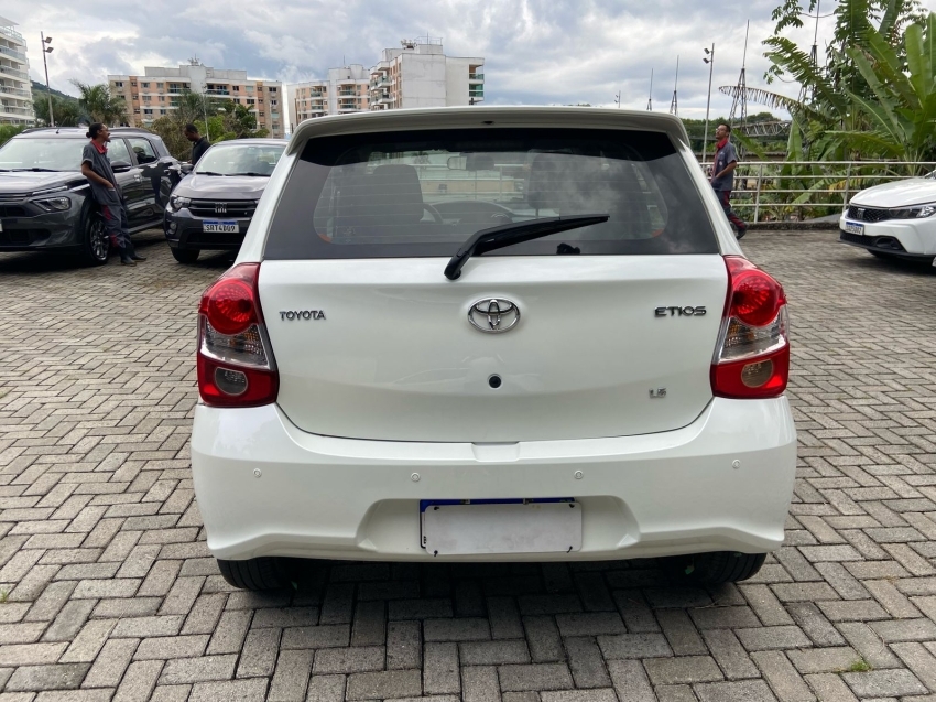 toyota etios 1.5 x plus 16v flex 4p manual 2019 toyota etios 1.5 x plus 16v flex 4p manual 2019