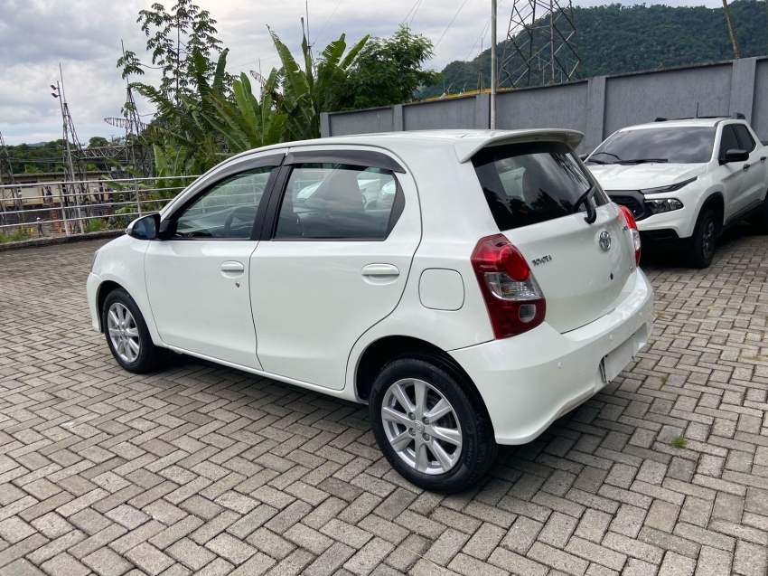 toyota etios 1.5 x plus 16v flex 4p manual 2019 toyota etios 1.5 x plus 16v flex 4p manual 2019