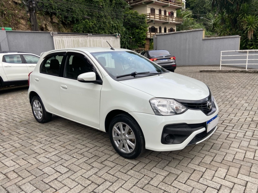 toyota etios 1.5 x plus 16v flex 4p manual 2019 toyota etios 1.5 x plus 16v flex 4p manual 2019