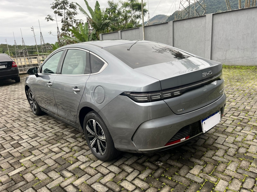 byd king 1.5 dm-i phev gs automatico hibrido 4p 2025