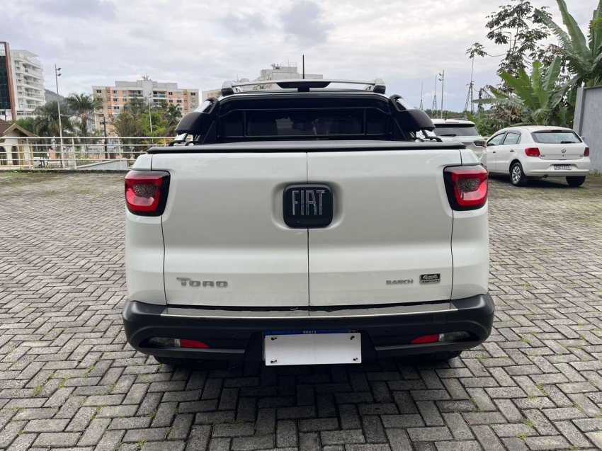 fiat toro 2.0 16v turbo diesel ranch 4wd at9 4p automatico 2024 fiat toro 2.0 16v turbo diesel ranch 4wd at9 4p automatico 2024