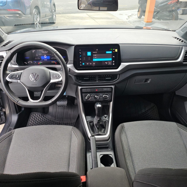volkswagen t-cross 1.0 200 tsi total flex automatico 4p 2025 volkswagen t-cross 1.0 200 tsi total flex automatico 4p 2025
