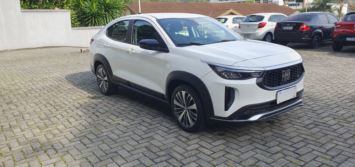 fiat fastback 1.0 turbo 200 flex audace cvt 4p automatico 2025 fiat fastback 1.0 turbo 200 flex audace cvt 4p automatico 2025