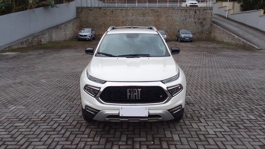 fiat toro 1.3 turbo 270 flex volcano at6 4p automatico 2025 fiat toro 1.3 turbo 270 flex volcano at6 4p automatico 2025