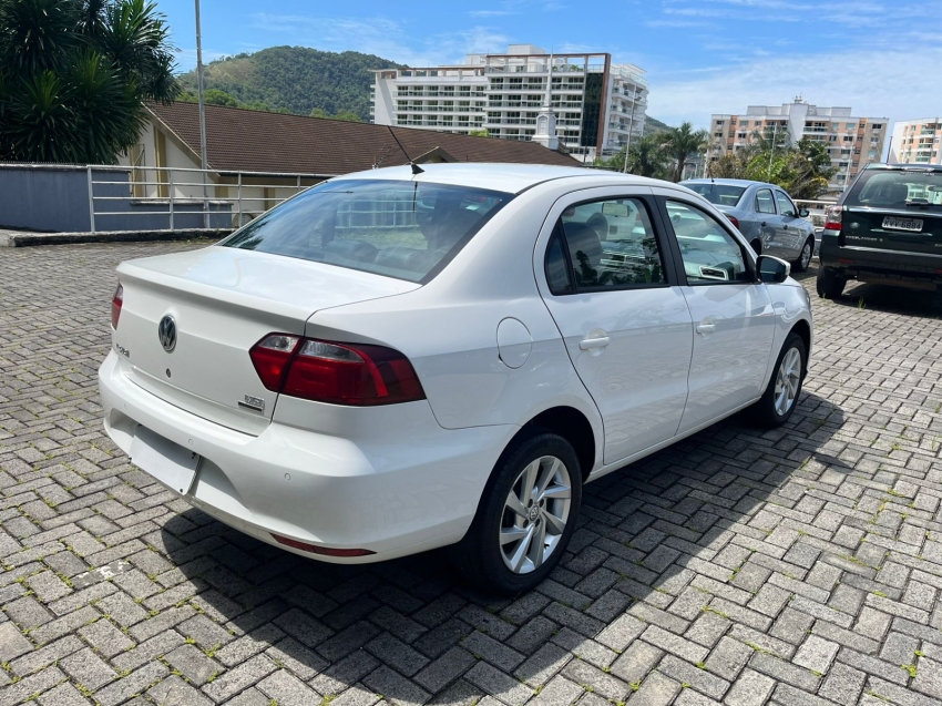 volkswagen voyage 1.6 16v msi totalflex 4p automatico flex 20198