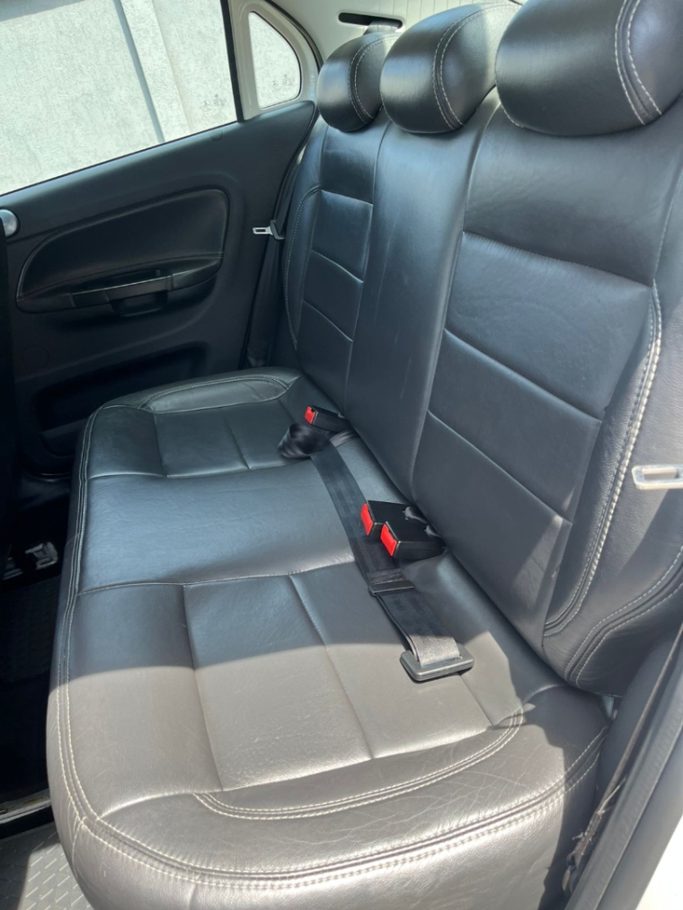 volkswagen voyage 1.6 16v msi totalflex 4p automatico flex 20199