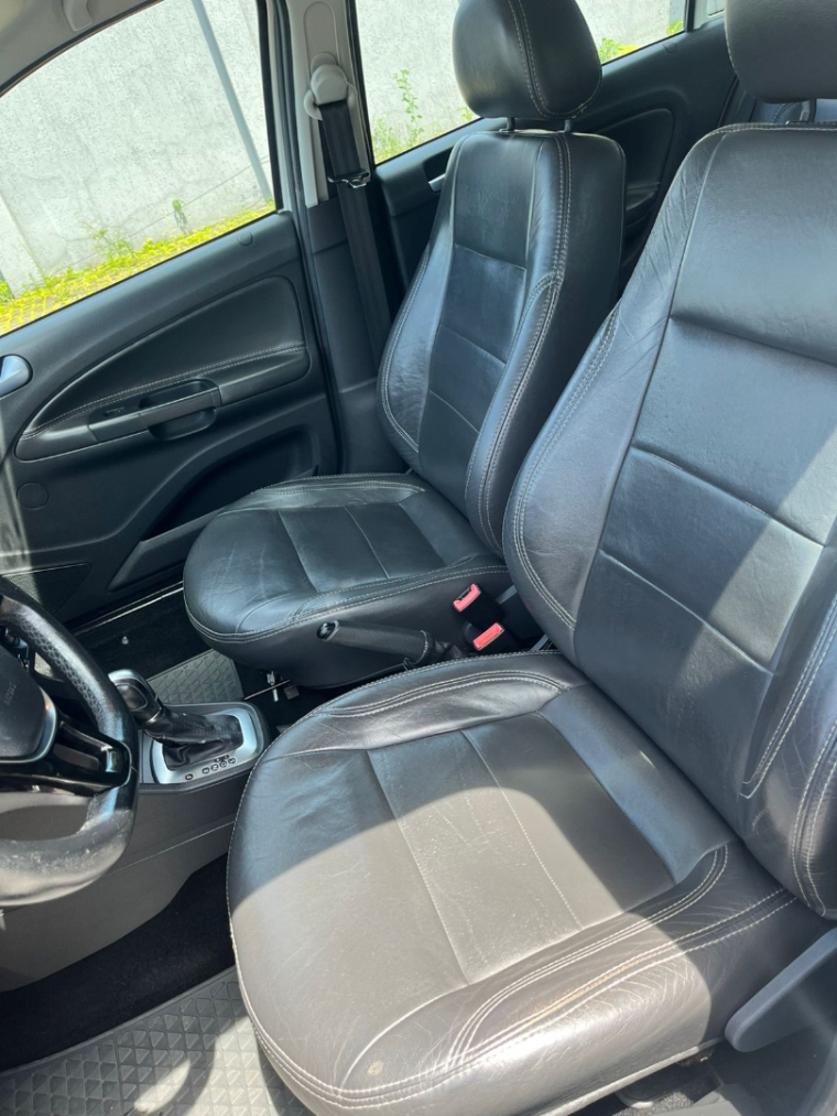 volkswagen voyage 1.6 16v msi totalflex 4p automatico flex 201910