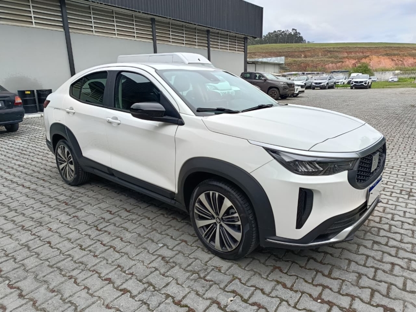 fiat fastback 1.0 turbo 200 flex audace cvt 4p automatico 20251