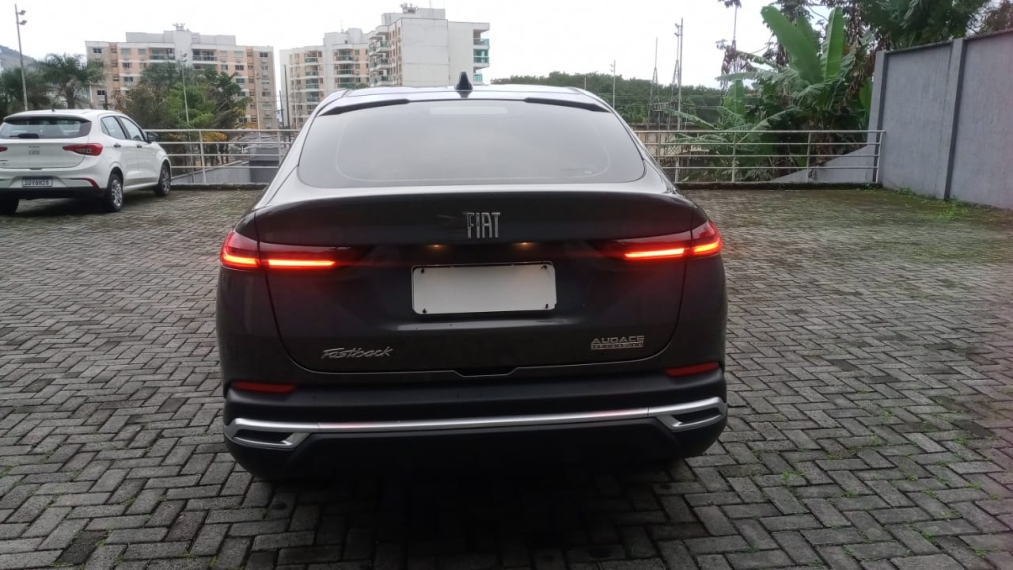 fiat fastback 1.0 turbo 200 flex audace cvt 4p automatico 2023 fiat fastback 1.0 turbo 200 flex audace cvt 4p automatico 2023