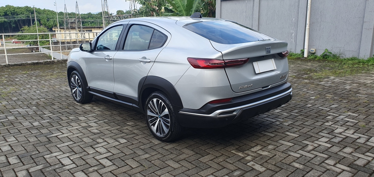 fiat fastback 1.0 turbo 200 flex audace cvt 4p automatico 2024 fiat fastback 1.0 turbo 200 flex audace cvt 4p automatico 2024